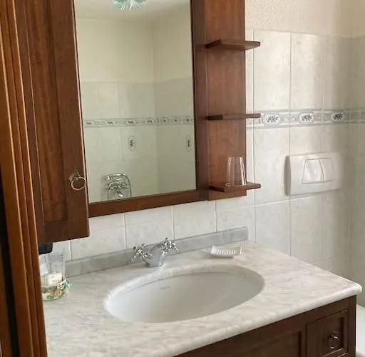 Semesterbostad Casa Alle Fontane Tremezzo