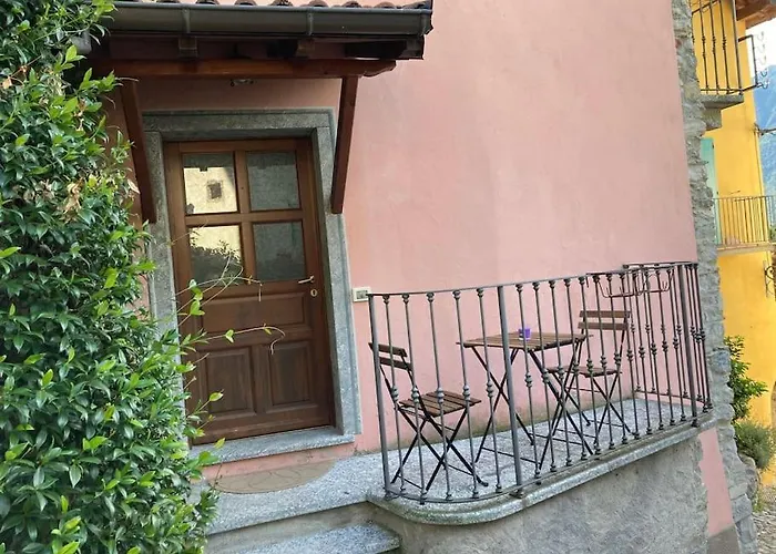 Semesterbostad Casa Alle Fontane Tremezzo