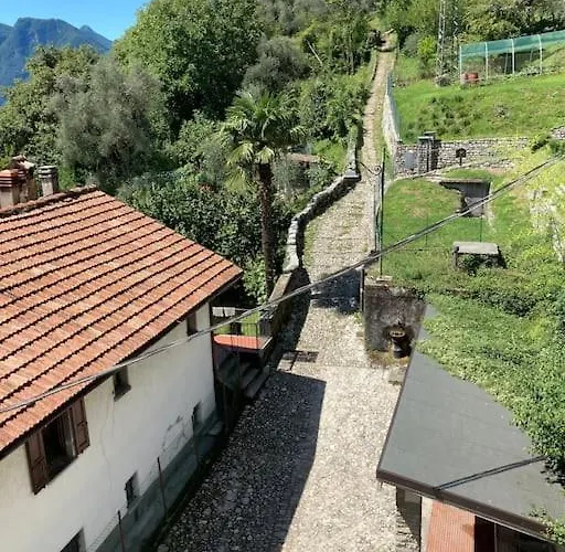 Semesterbostad Casa Alle Fontane *